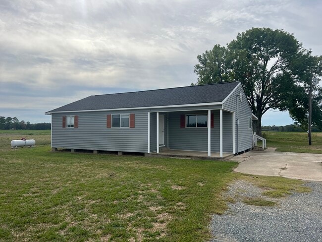 Primary Photo - 2155 Glendale Rd