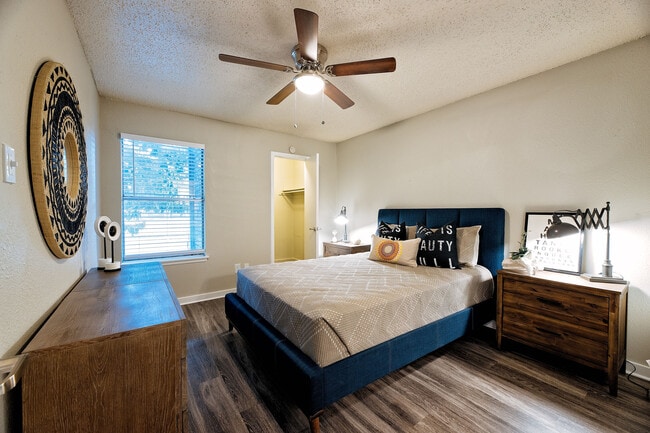 Building Photo - Artisan at South Lamar