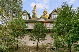 Building Photo - 117 A Ln