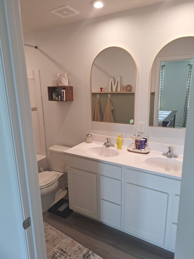 Building Photo - Outstanding Four Bedroom Home Less Than 10...