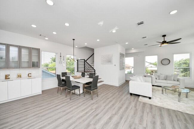 Building Photo - 3602 Runnels St