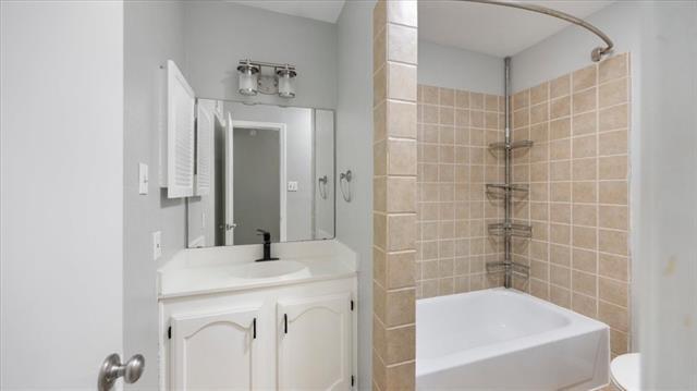 Building Photo - 6925 Red Fox Trail