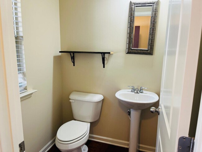 Building Photo - Wow! Check out this charming 3-bedroom, 2....