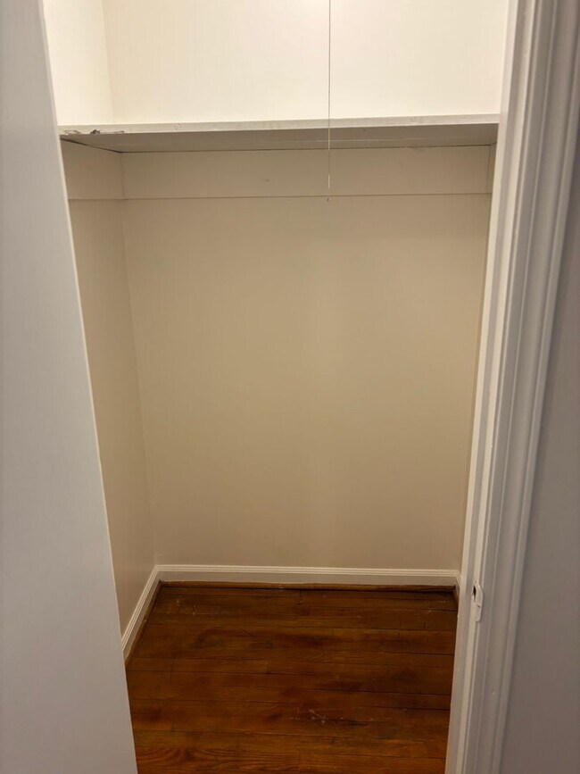 Building Photo - Where Comfort Meets Home