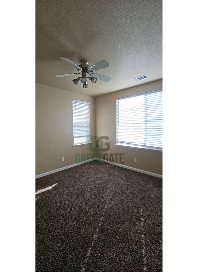 Building Photo - Spacious 4 Bedroom in Manteca!!! Ready