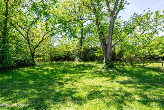 Building Photo - 1008 Meadow Hill Rd