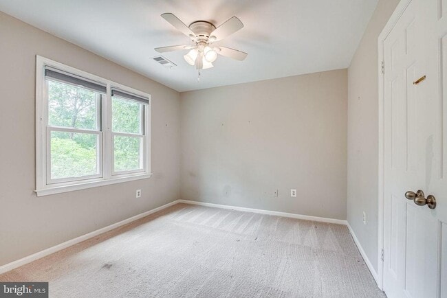 Building Photo - 12127 Holly Knoll Cir