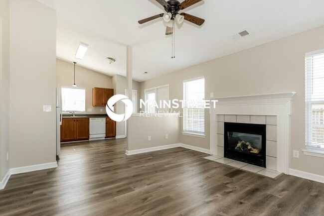 Building Photo - 3 Bedroom Pet-Friendly Home in CHARLOTTE, ...