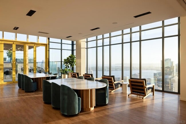 Building Photo - 1011 Union St