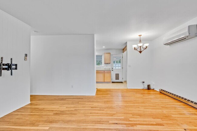 Building Photo - 12620 SW 12th St