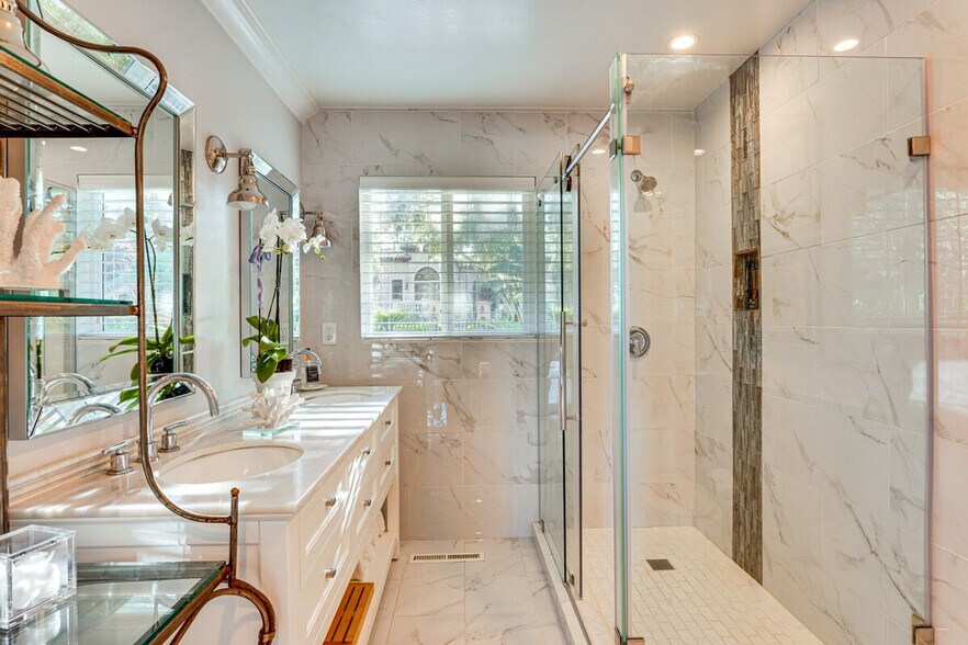 Building Photo - 1163 Arroyo Dr