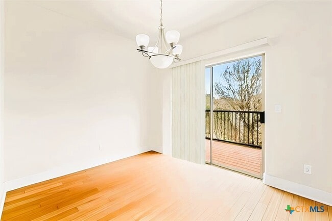 Building Photo - 13420 Lyndhurst St