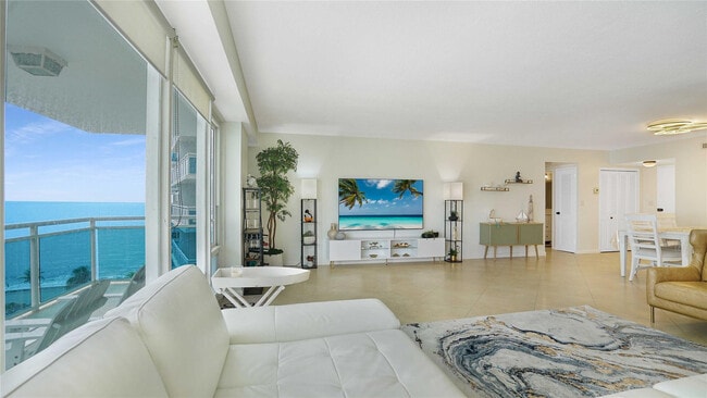 Building Photo - 3430 Galt Ocean Dr