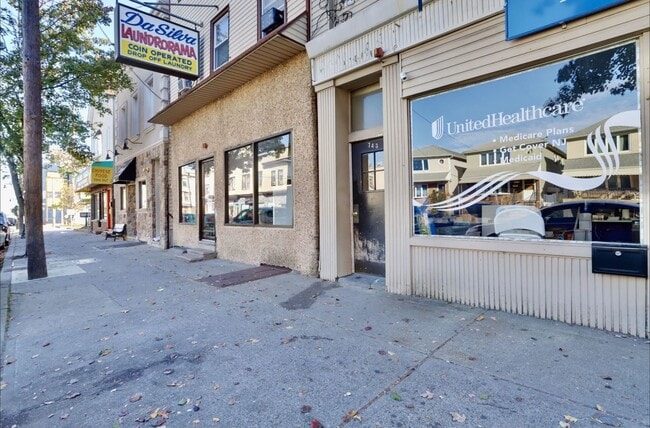 Building Photo - 743 Harrison Ave