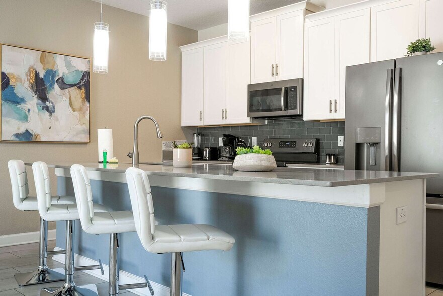 Building Photo - 4807 Memories Ln