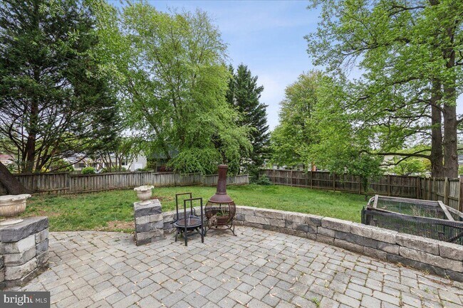 Building Photo - 76 Summerfield Dr