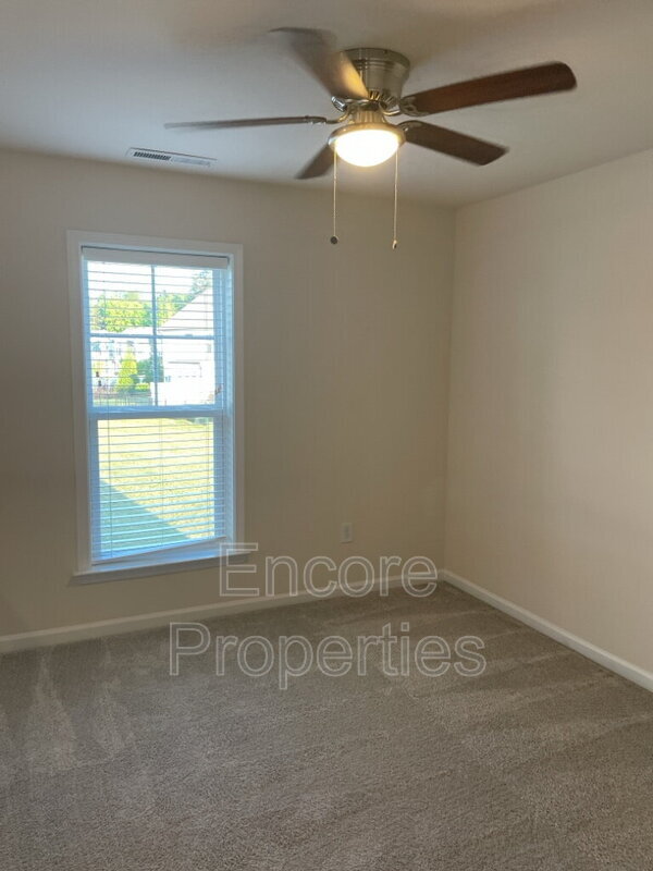 Building Photo - 2680 Impulsion Dr