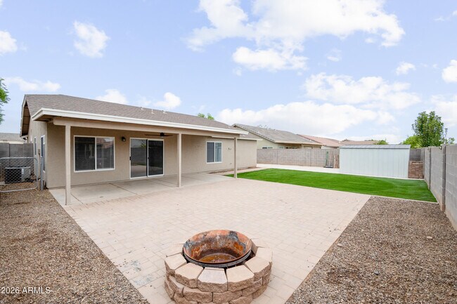 Building Photo - 3746 E Magnus Cir