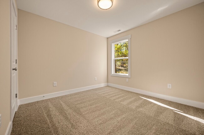 Building Photo - 143 Luckado St