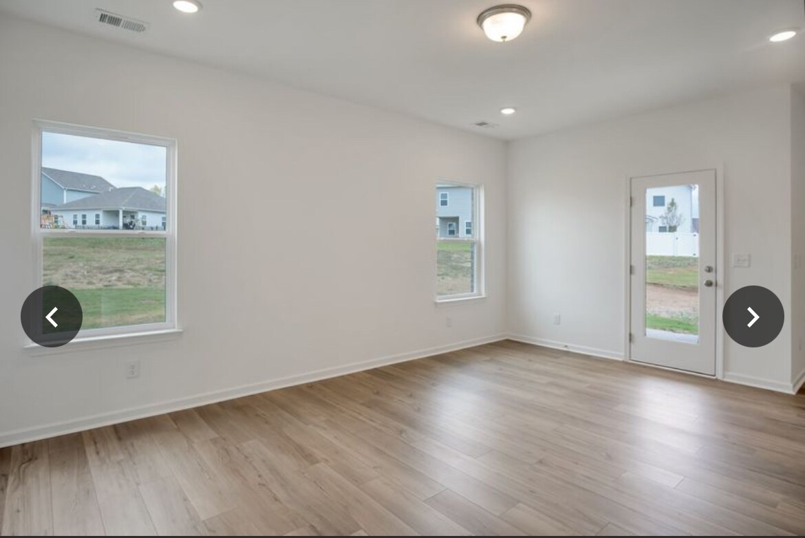 Building Photo - 236 Summerlin Dr