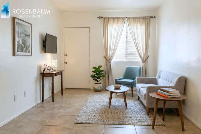 Building Photo - 2466 N Treat Ave