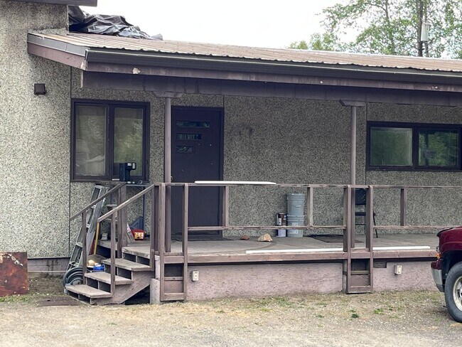 Building Photo - 1461 Laurene St