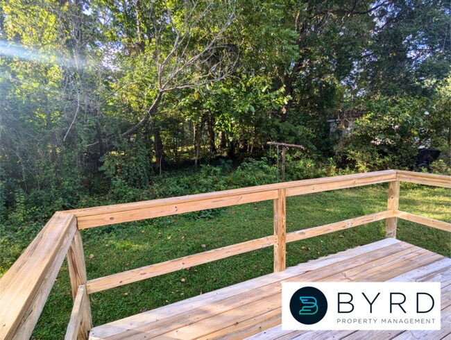 Building Photo - 5006 Glen Tara Dr