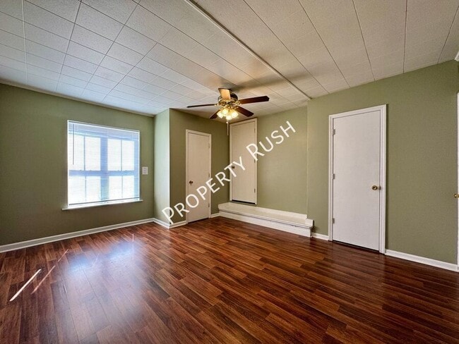 Building Photo - 4502 S Choctaw Dr