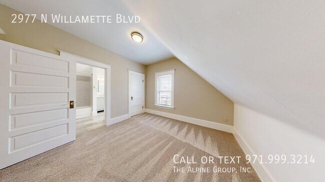 Building Photo - 2977 N Willamette Blvd