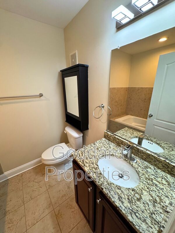 Building Photo - 407 S Wolfe St