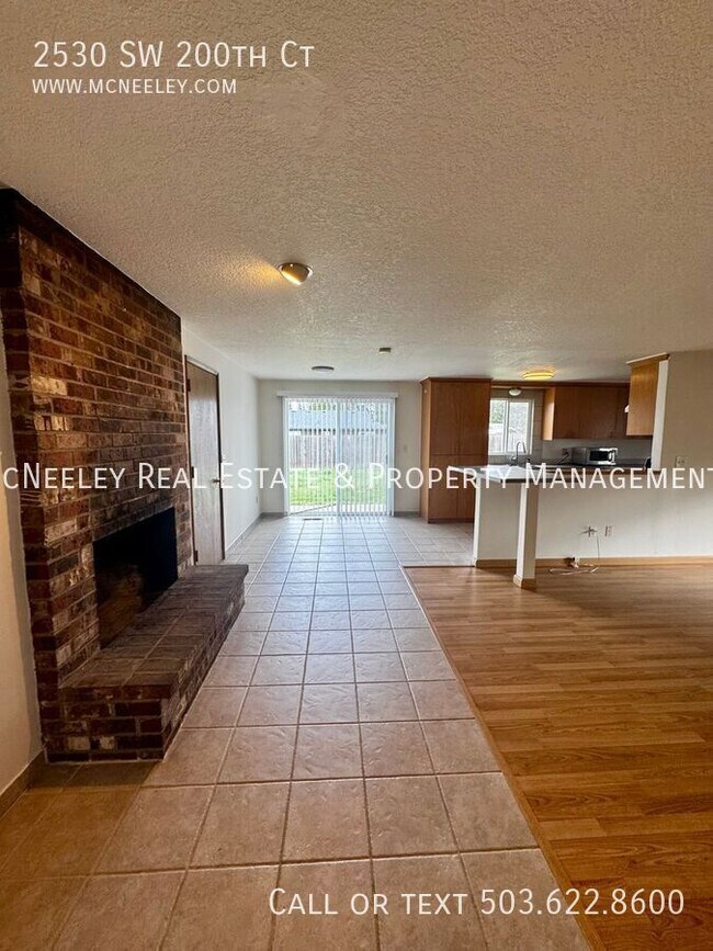 Building Photo - 2530 SW 200th Ct