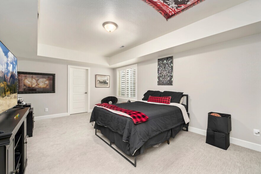 Building Photo - 6104 Summerfields Pky