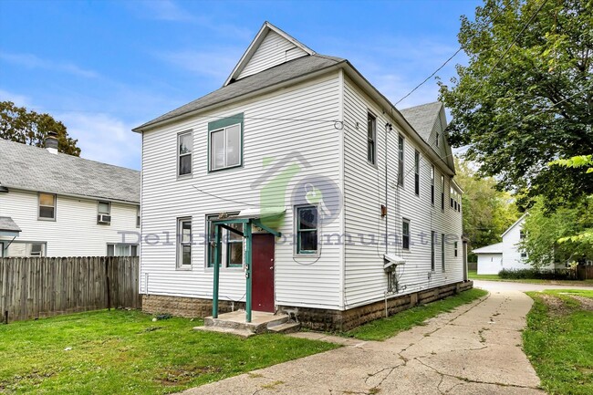 Building Photo - 1335 Hamilton Ave NW