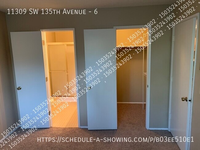 Building Photo - 11309 SW 135th Ave