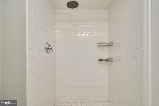 Building Photo - 8076 St Annes Ct