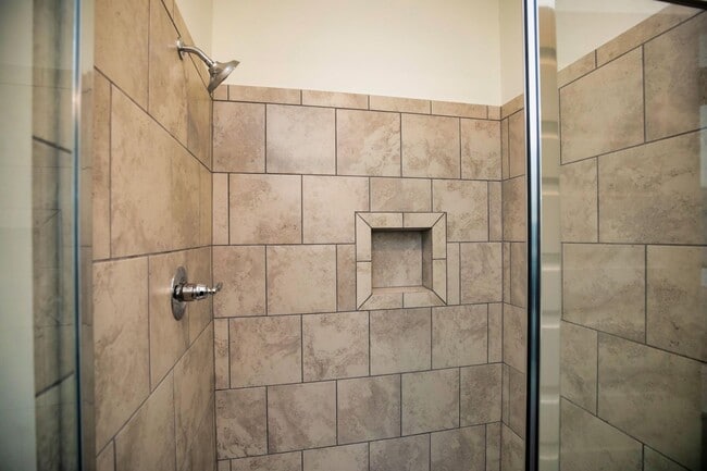 Building Photo - Elevated Rental Home with Community Amenities