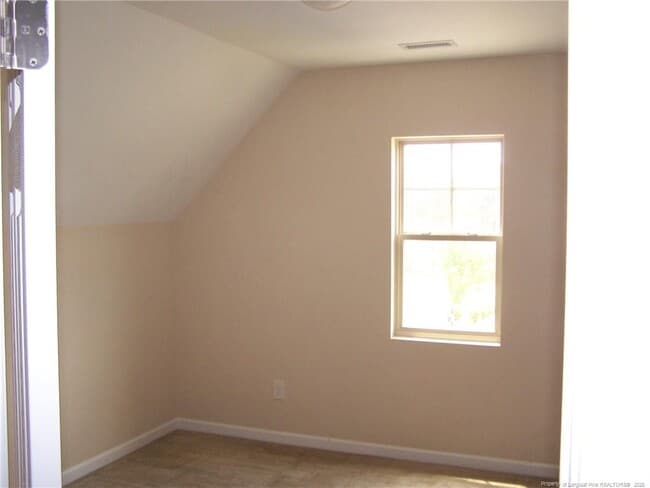 Building Photo - 70 Carlisle Pl
