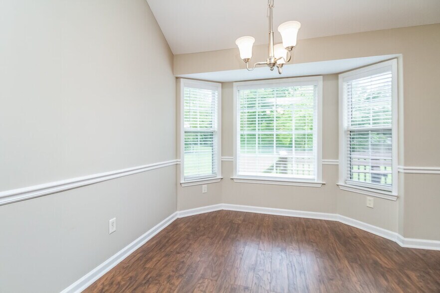Building Photo - 403 Wildlife Ct