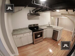 Building Photo - 3 bedroom in Brighton MA 02135