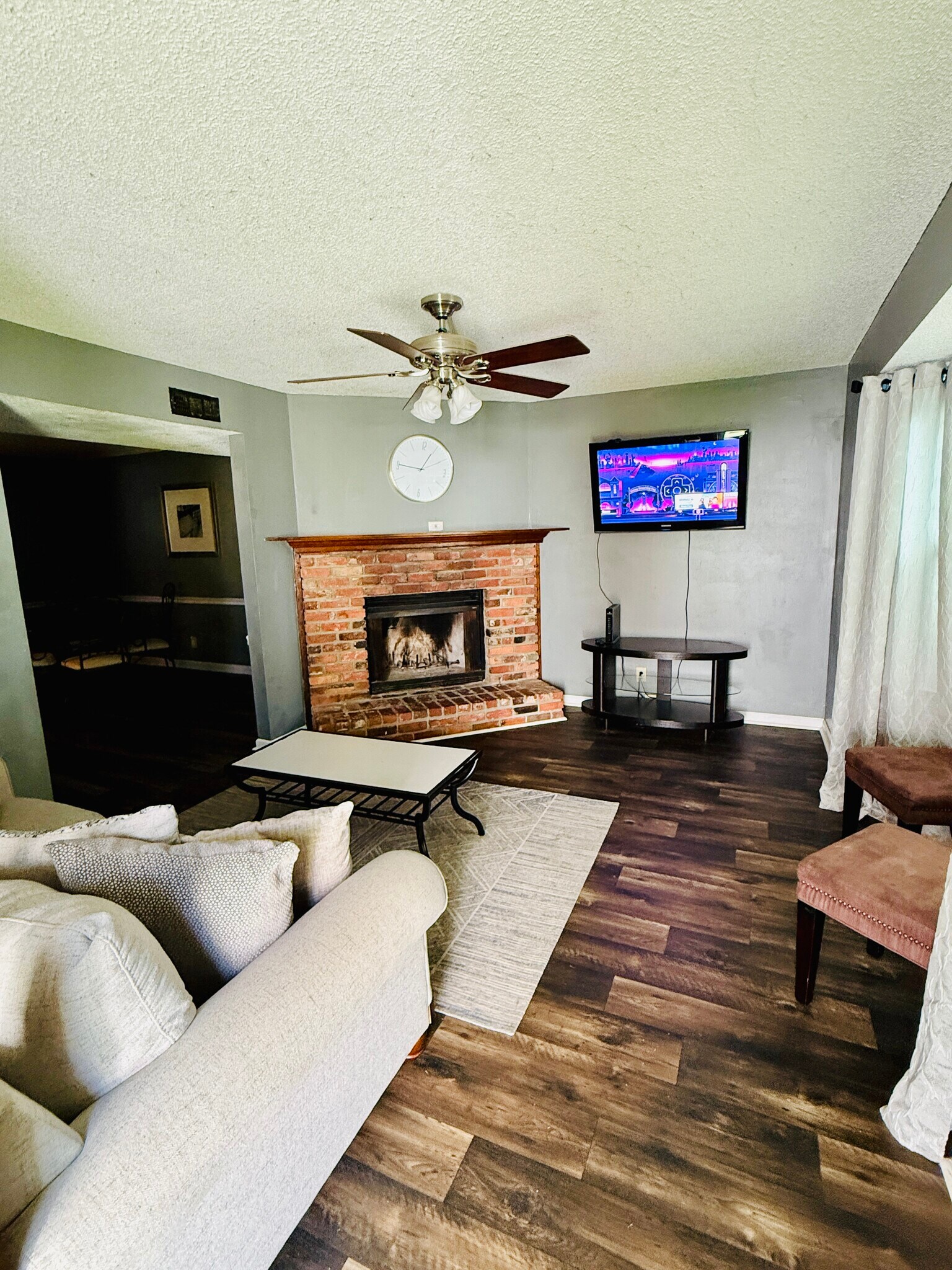 Living Area - 4388 Barrington Pl