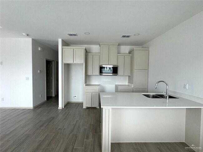 Building Photo - 7711 N 58th Lane
