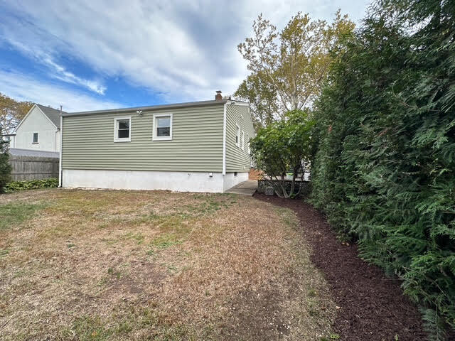 Building Photo - 99 Morse Ave