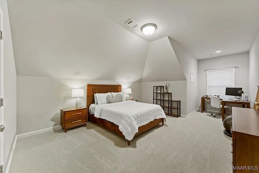 Building Photo - 10504 Duncannon Trl