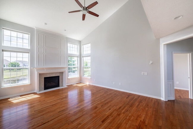 Building Photo - 8965 Snowberry Court