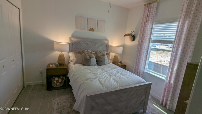 Building Photo - 15615 Thomas Crk Wy