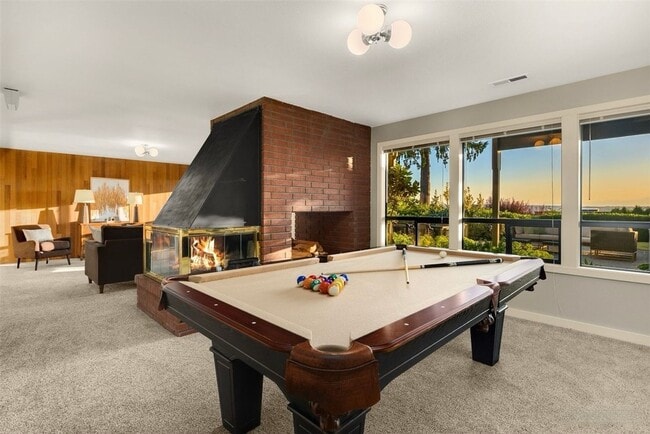 Building Photo - Kirkland View Home