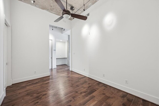 Building Photo - 1714 Ashland St