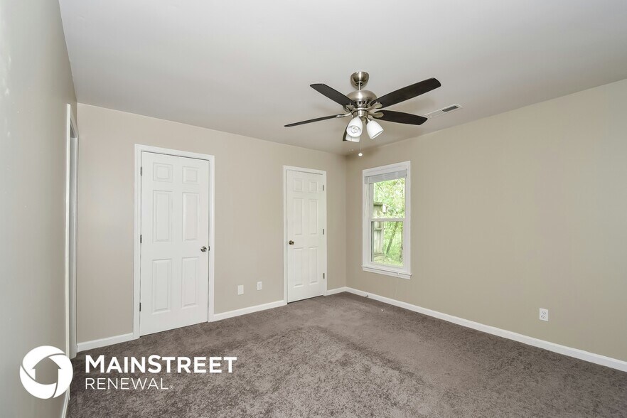 Building Photo - 4217 Bay Pointe Dr