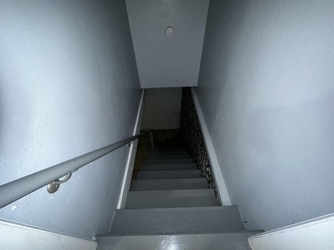 Building Photo - Lovely 2 Bedroom / 2 Bath for Rent - Section 8 Welcome