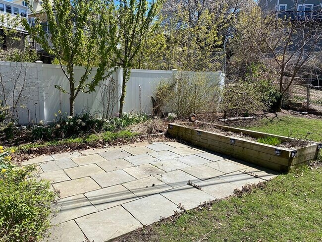 Building Photo - 299 Alewife Brook Pky